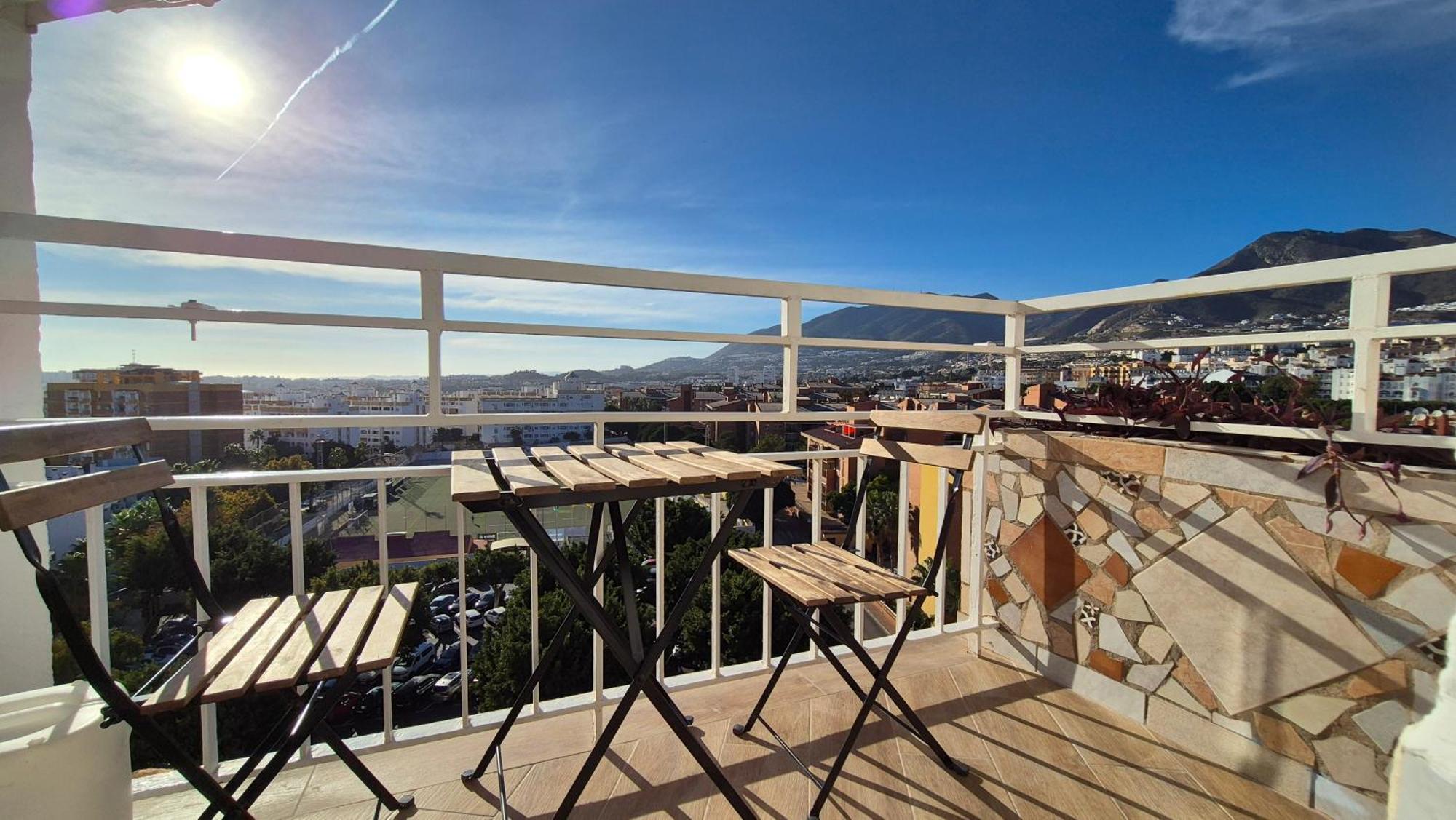 Blue Oasis Sea And Mountain Panorama Apartment Benalmadena Bagian luar foto